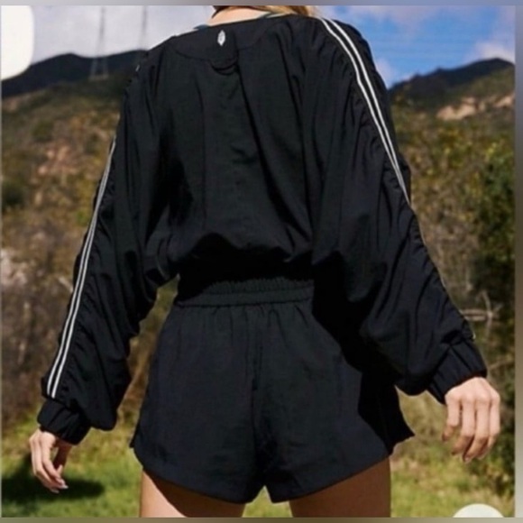 Free People: FP Movement Rory Romper / Track Suit Runsie / Shortsie Medium - Picture 2 of 10